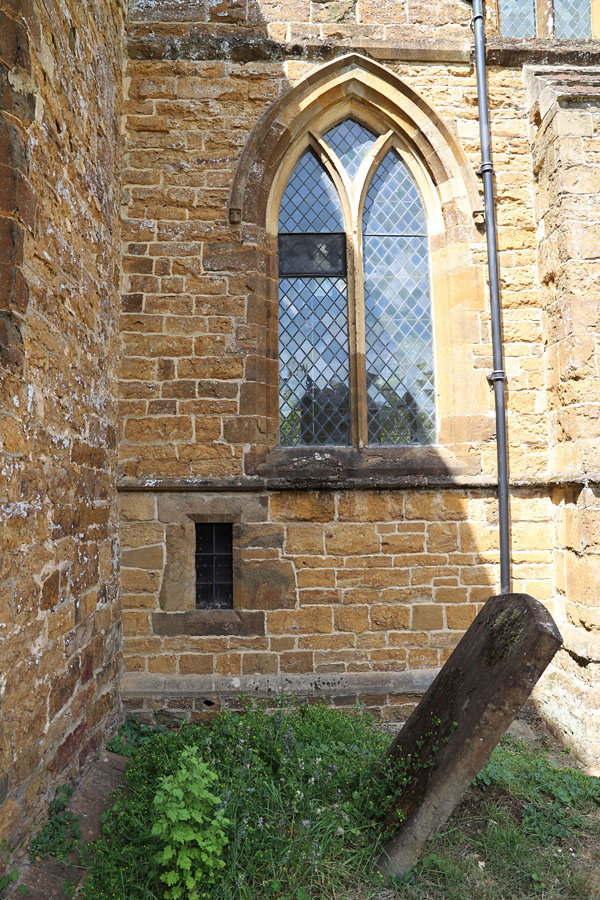 St Peter & St Paul, Dddington Oxfordshire low side window